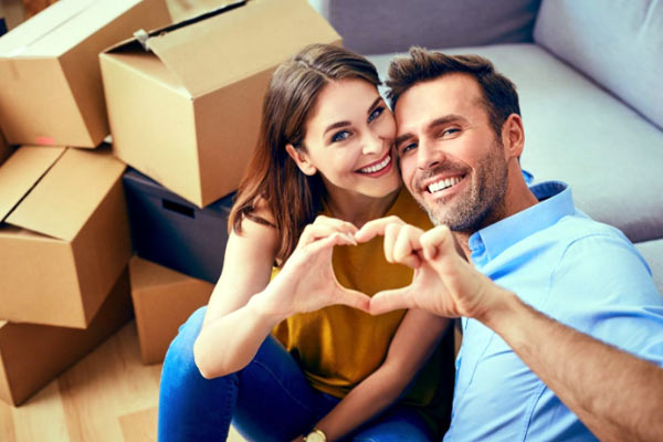 Photo of a happy couple - Take Control of Your Moving Day