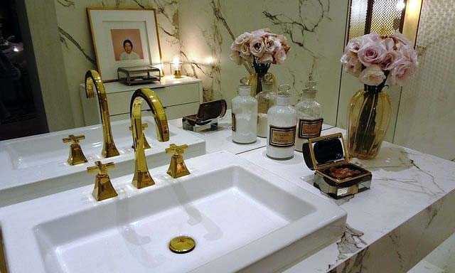 Photo of bathroom hardware accessories